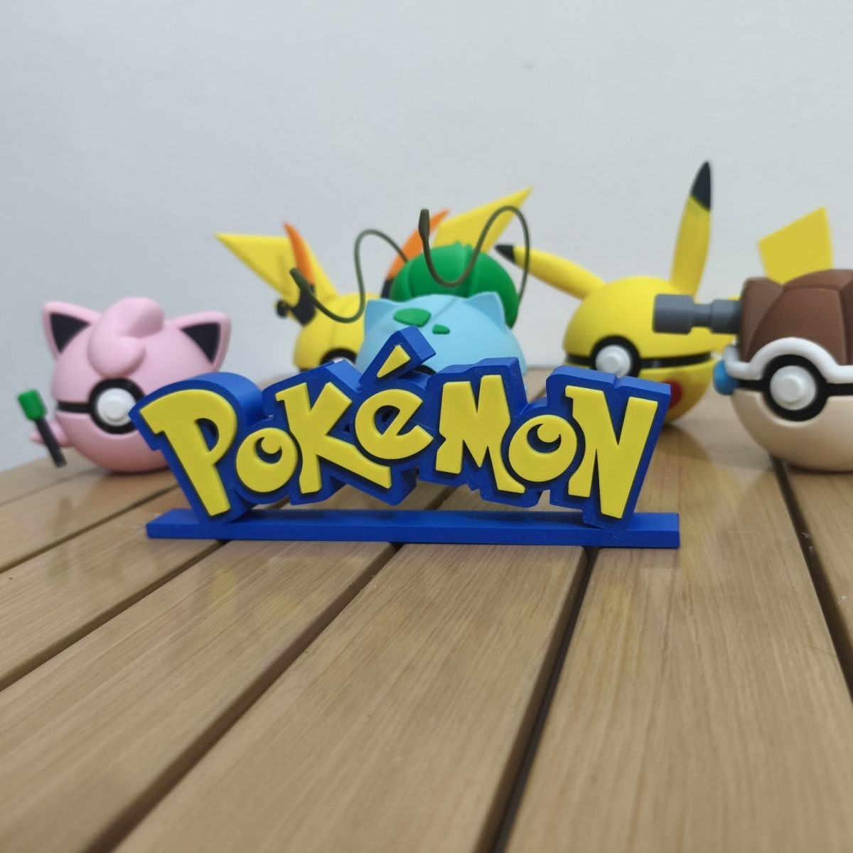Pokémon standee logo display n - Anime Cosplay Merchandise recensie en prijs